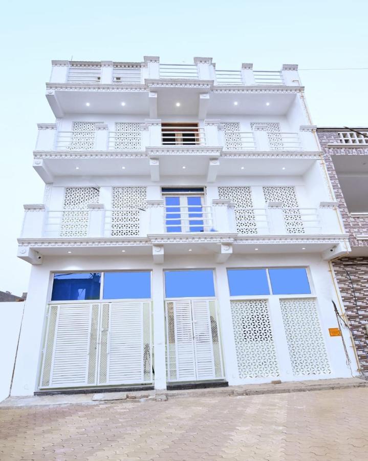 Hn Palace Homestay 아그라 외부 사진