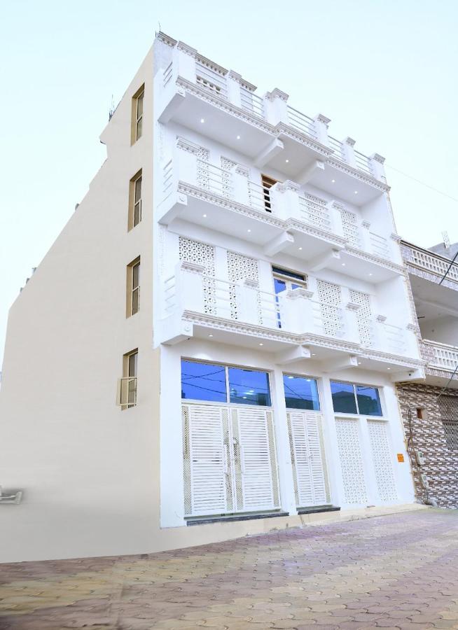Hn Palace Homestay 아그라 외부 사진