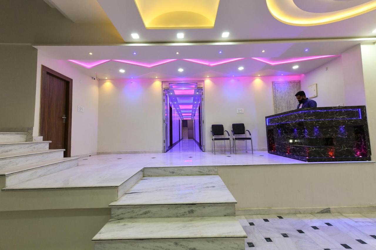 Hn Palace Homestay 아그라 외부 사진