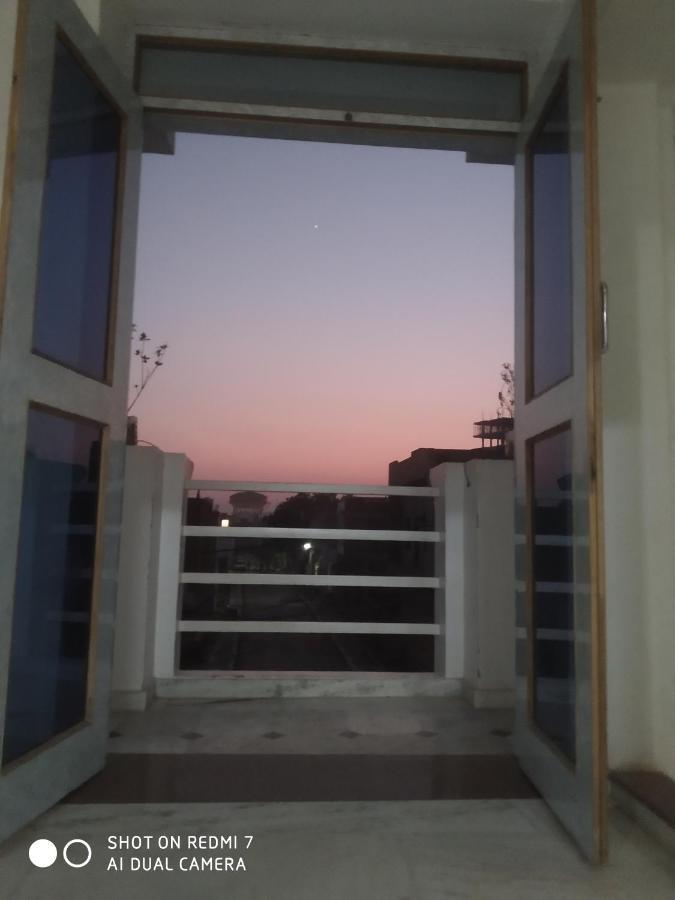 Hn Palace Homestay 아그라 외부 사진