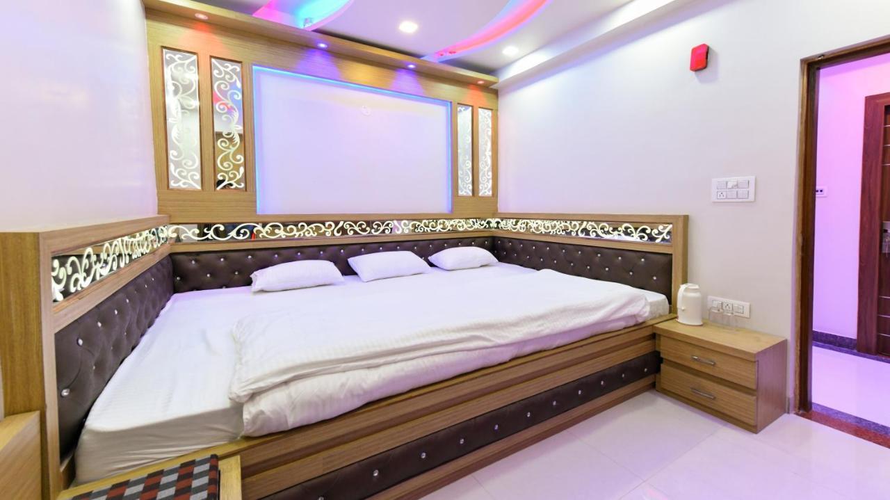 Hn Palace Homestay 아그라 객실 사진