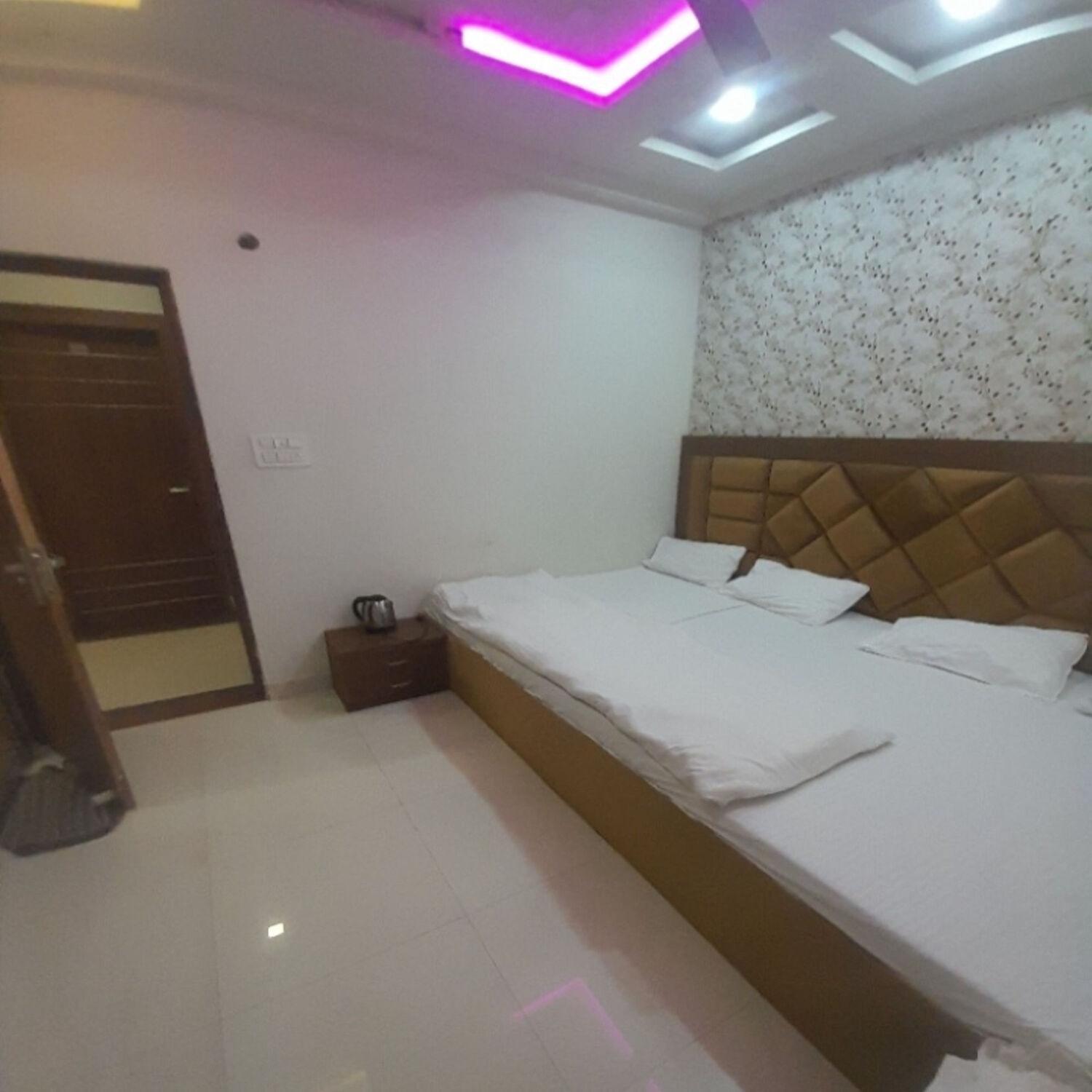 Hn Palace Homestay 아그라 외부 사진